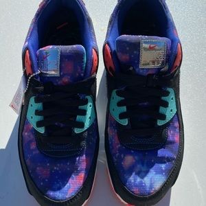 Nike Air Max 90 “Supernova”